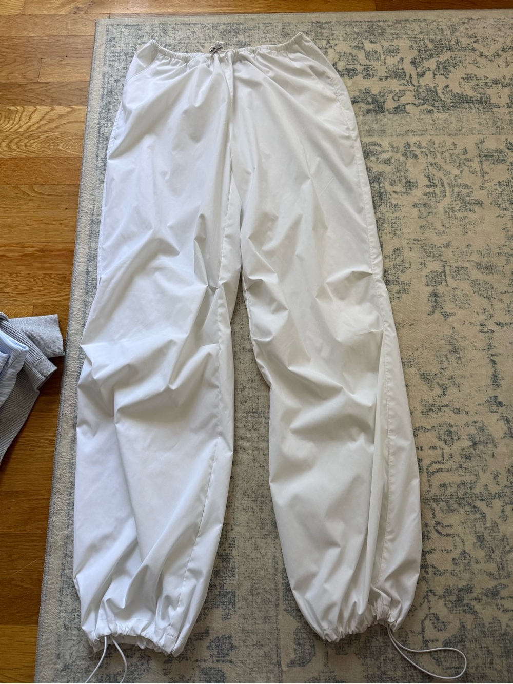 Athleta Women’s White Track Pants